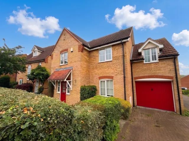Lomond Way, Great Ashby, SG1, photo 1