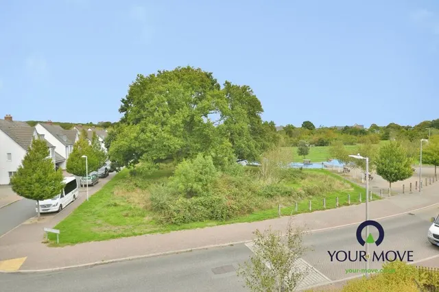 Photo 2 — Laurens Van Der Post Way, Ashford, Kent, TN23