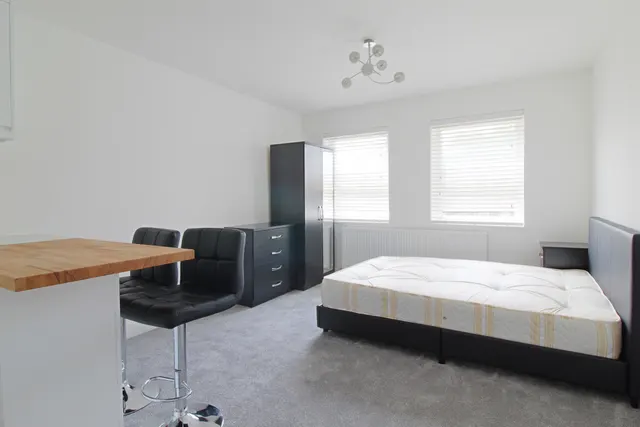 27 Amhurst Road, London, photo 1