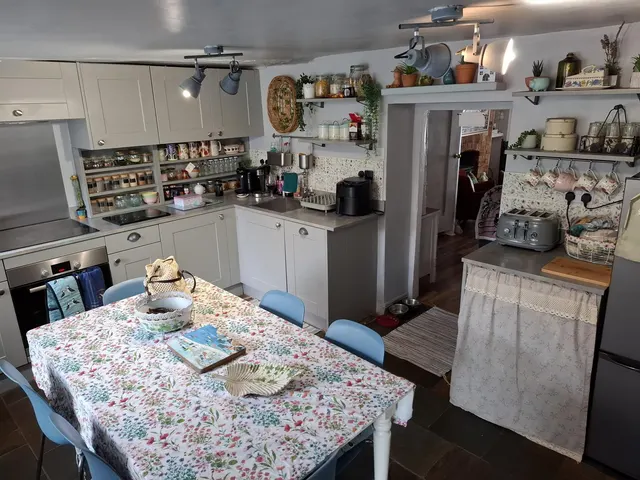 Watling Street West, Towcester, NN12, photo 3