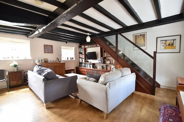 Coopers Lane, Evesham, WR11, photo 3