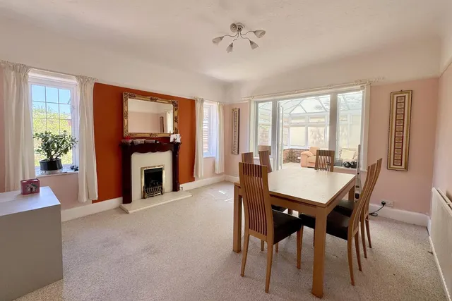 Thistlebarrow Road, BH7, photo 2