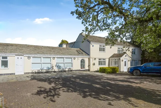 Sandy Lane, Lydiate, L31, photo 1