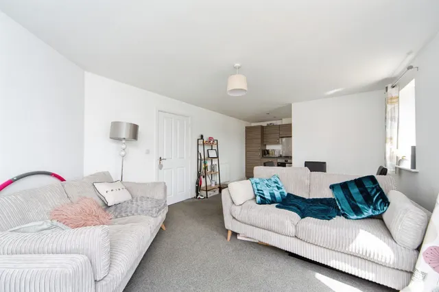 Lamprey Road, Ellesmere Port, CH66, photo 2