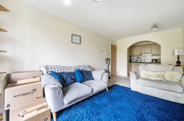 Montague Close, Wokingham, RG40, photo 3