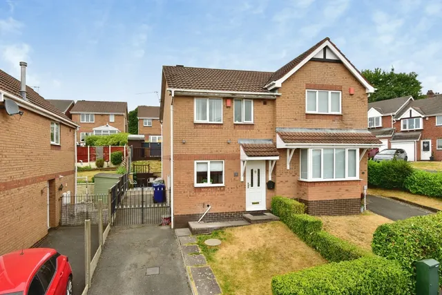 Menai Grove, STOKE-ON-TRENT, Staffordshire, ST3, photo 1
