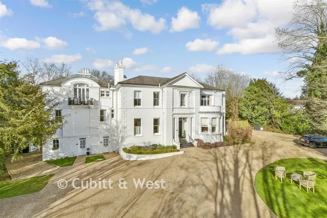Wray Park Road, Reigate, RH2, photo 1
