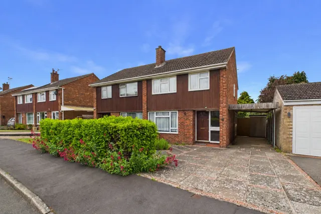 Ashford Gardens, Whitnash, Leamington Spa, photo 1