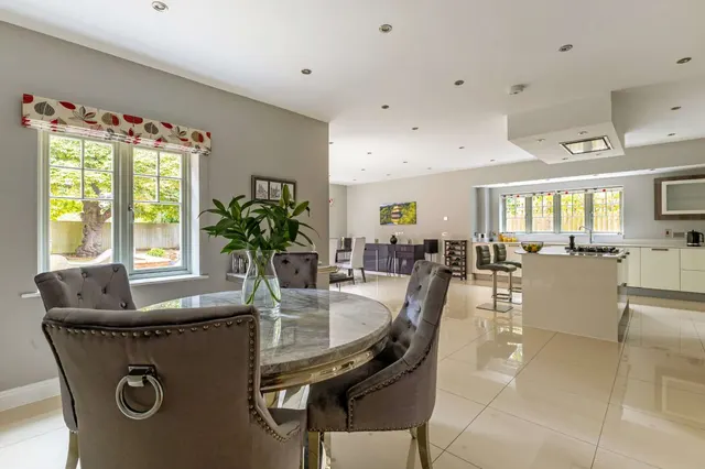 Photo 3 — Vawser Crescent, Peterborough, Cambridgeshire, PE3 6FU