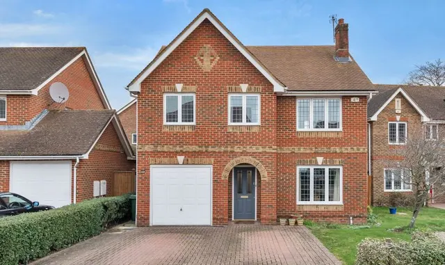 Nelson Walk, Epsom, KT19, photo 1
