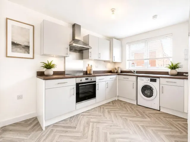 Tattershall Road, Bedworth, CV12, photo 2