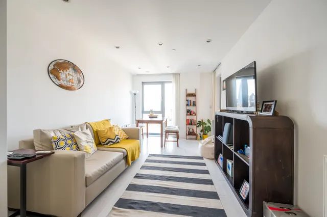 803 Wilson Tower, 16 Christian Street, London, photo 1