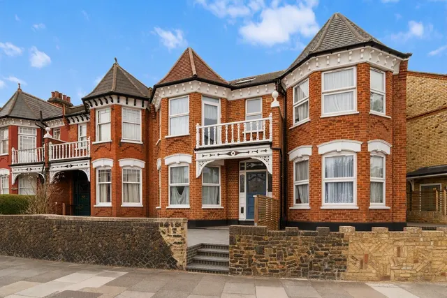 Aberdeen Road, London, NW10, photo 3