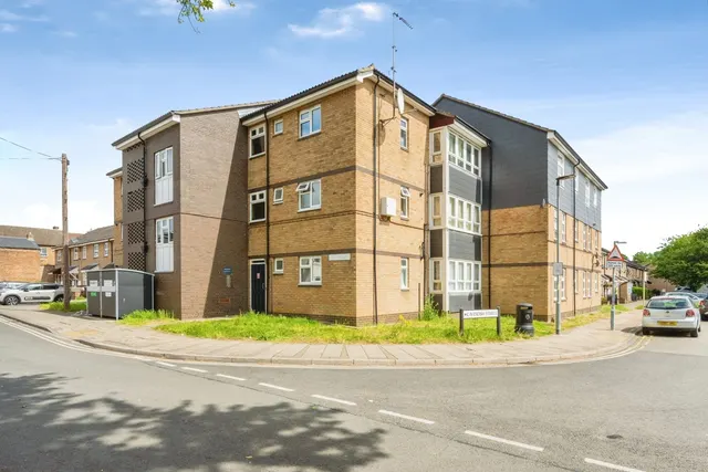 Queen Street, Bedford, Bedfordshire, MK40, photo 1