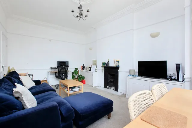 Clapham Common South Side, Clapham, SW4, photo 2