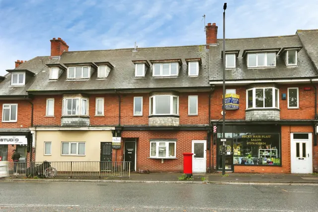 Bitterne Road West, Southampton, SO18, photo 1