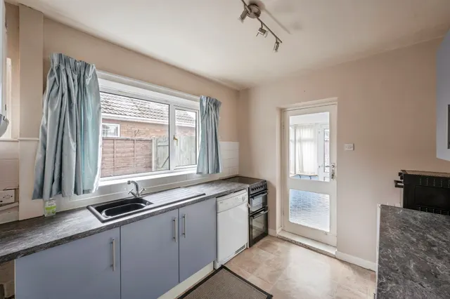 Photo 2 — Holmfirth Road, Scunthorpe