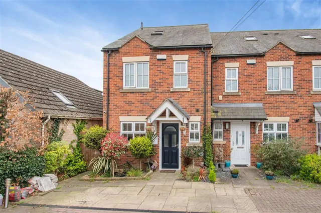 Radcliffe Road, Stamford, PE9, photo 1
