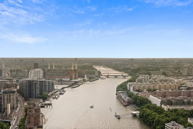 St Georges Wharf, London, SW8, photo 2