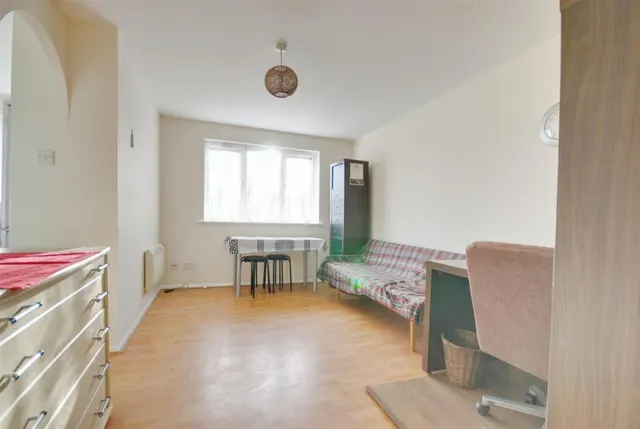 Southwold Road, Watford, photo 2
