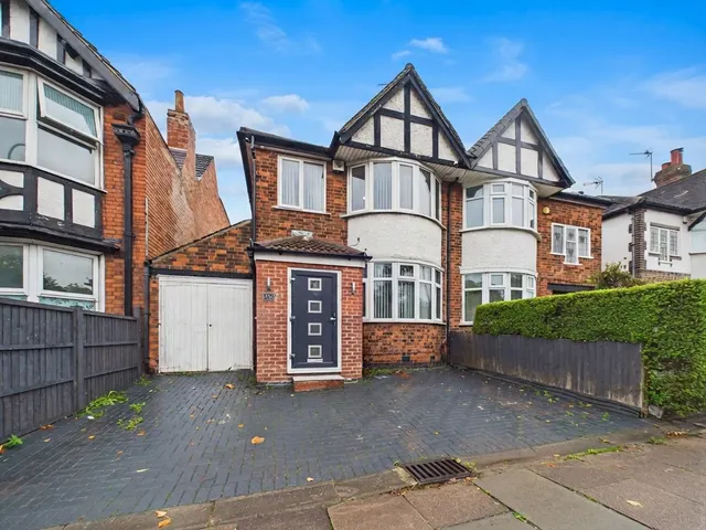 Narborough Road, Rowley Fields, LE3, photo 1