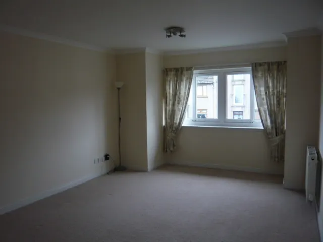 Oakfield Street, Kelty, KY4, photo 3