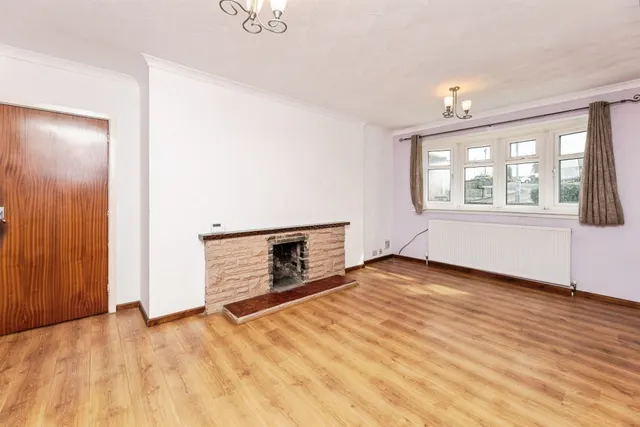 Photo 3 — Springvale Rise, Hemsworth, Pontefract