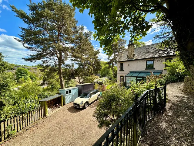 Reservoir Road, Whaley Bridge, SK23, photo 1