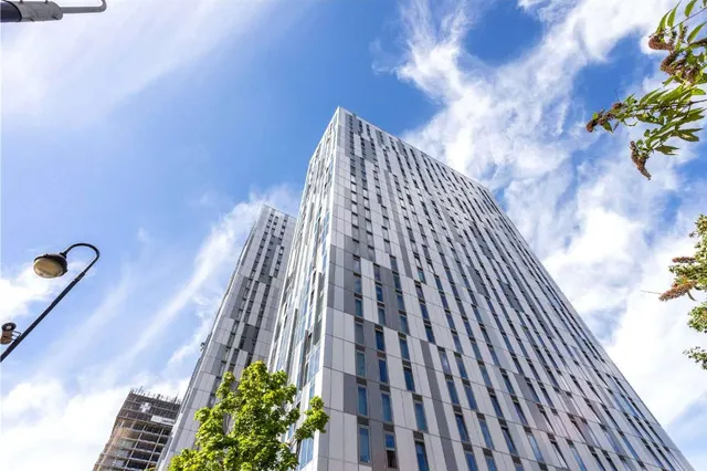 Michigan Avenue, Salford, Greater Manchester, M50 2HH, photo 1