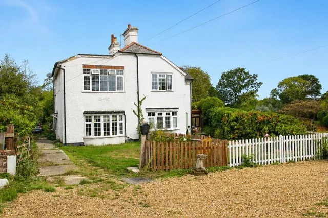 School Close, Bisley, GU24, photo 1