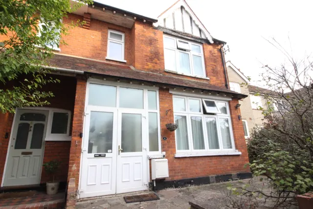 Brinkley Road, Worcester Park, KT4, photo 1