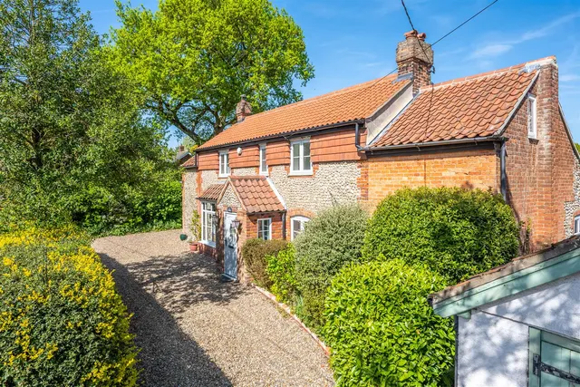 Norwich Road, Edgefield, NR24, photo 1