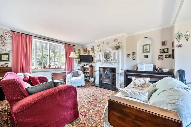 Great Austins, Farnham, Surrey, GU9, photo 1