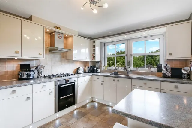 Photo 3 — Tiree Grange, Hamilton, South Lanarkshire, ML3