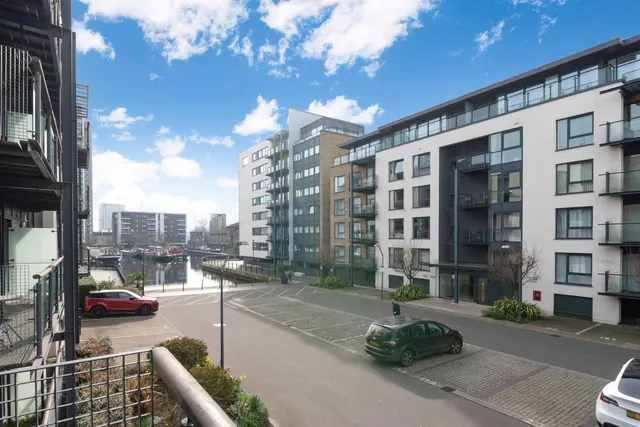 Boardwalk Place, Canary Wharf, E14, photo 2
