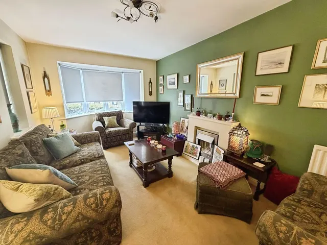 Newcastle Upon Tyne NE12 8RF, NE12, photo 2
