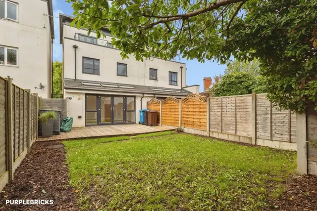 Lower Broughton Road, Salford, M7, photo 1