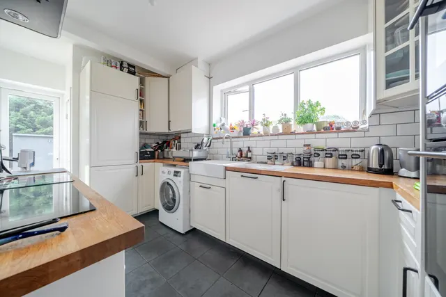 Beaumanor Gardens, New Eltham, SE9, photo 3