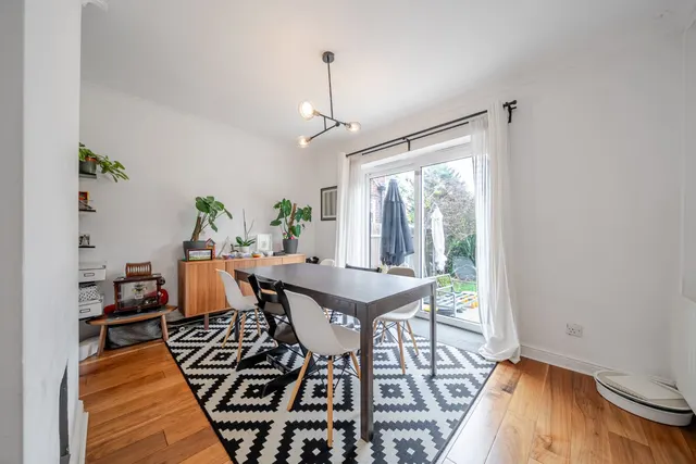 Beaumanor Gardens, New Eltham, SE9, photo 2