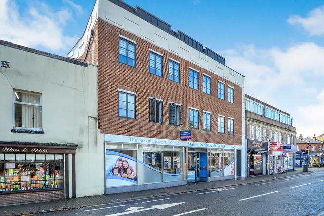 High Street, Rickmansworth Fees Apply, WD3, photo 1