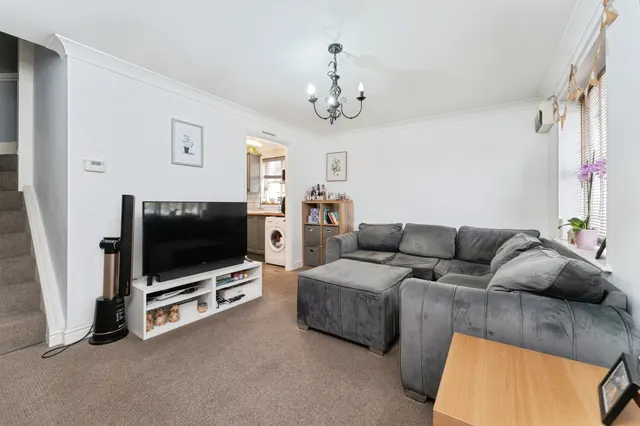 Palmer Close, Huntingdon, PE26, photo 2