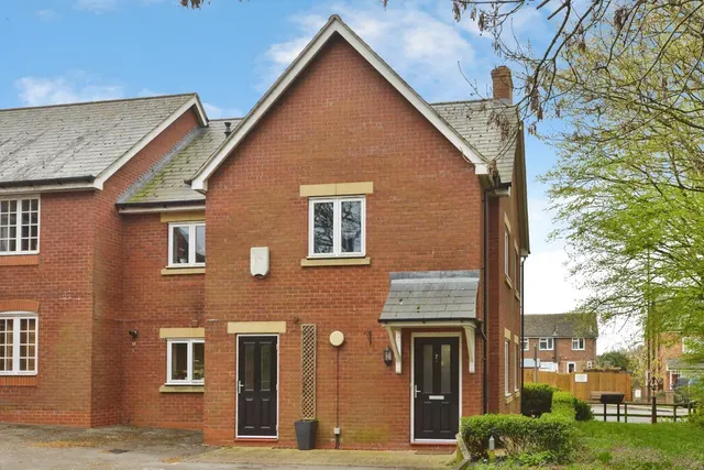 Hayes, Stony Stratford, Milton Keynes, Buckinghamshire, MK11, photo 1