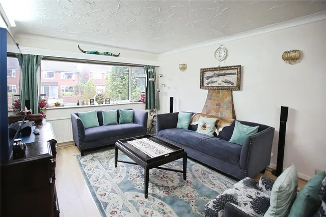 Buckingham Road West, Heaton Moor, SK4, photo 3