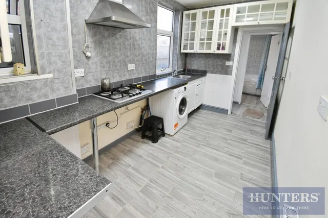 Photo 3 — Kirkdale Road, Wigston, LE18 4SR