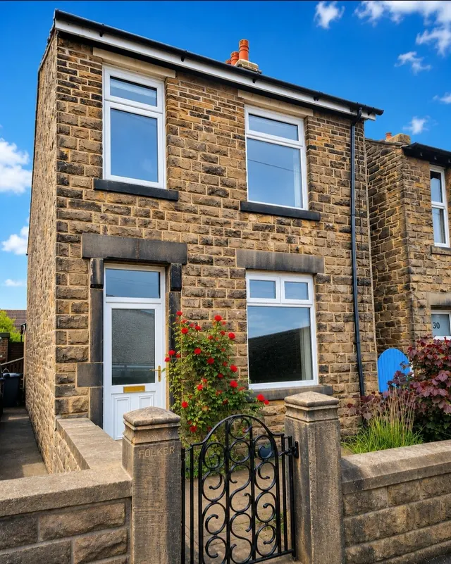 Longlands Rd, New Mills, photo 1