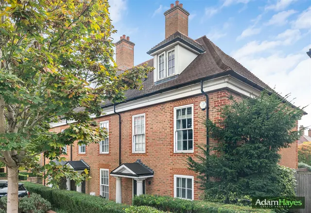 Amberden Avenue, Finchley, N3, photo 1