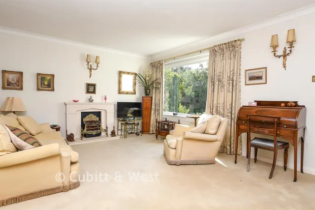 Burnham Drive, Reigate, RH2, photo 3
