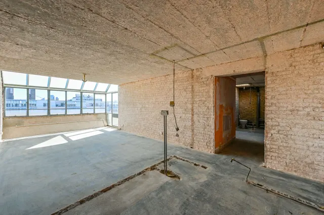 Photo 3 — Flat 212, Foundling Court, Brunswick Centre, London