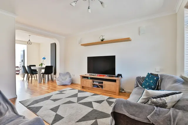 Slepe Crescent, Poole, BH12, photo 2