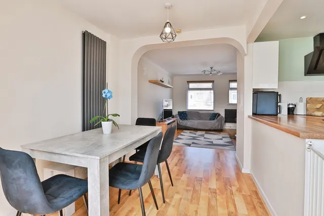 Slepe Crescent, Poole, BH12, photo 3